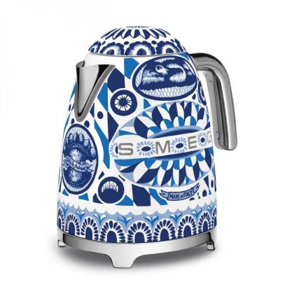 ЕЛЕКТРИЧЕСКА КАНА SMEG, цвят: Dolce & Gabbana