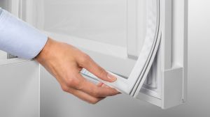 Комбиниран хладилник-фризер с EasyFresh и NoFrost, CNsfa 7723 Plus NoFrost