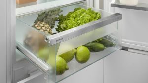 Вграден хладилник с EasyFresh, IRd 4000 Pure