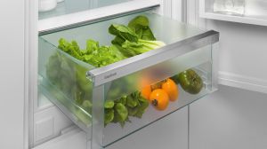 Вграден хладилник с EasyFresh, IRe 4100 Pure