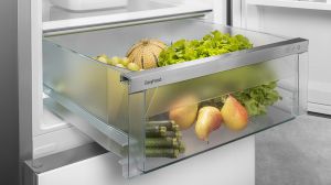Комбинация от хладилник и фризер с EasyFresh и NoFrost, CNc 5203 Pure NoFrost