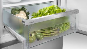 Комбинация от хладилник и фризер с EasyFresh и NoFrost, CNc 5703 Pure NoFrost