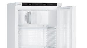 Хладилник с рекламен дисплей с динамично охлаждане, FKDv 4203 Comfort