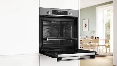 Фурна за вграждане BOSCH, HBG578E