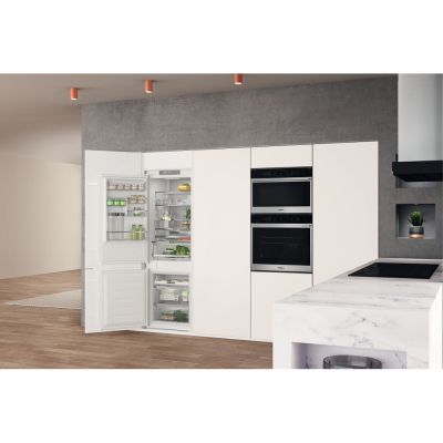 Комбиниран хладилник за вграждане Whirlpool, WHC18 T573